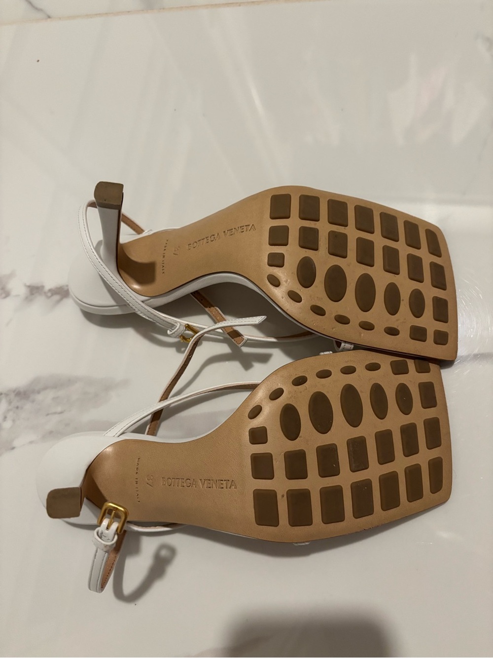 Bottega Veneta White Strappy Square-Toe Sandals - Picture 3 of 4